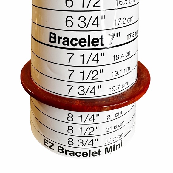 Vintage Bakelite Marbled Red Thin Bangle Bracelet Tested - Picture 2 of 4